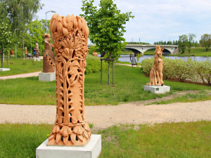 Парк скульптур из шамота 