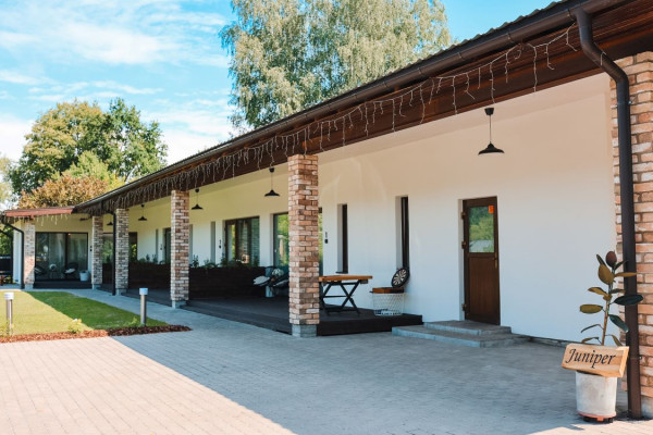 Nakvynės namai „Home Stay Juniper“ 