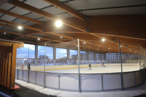 Sezonu atklāj Pasta salas slidotava