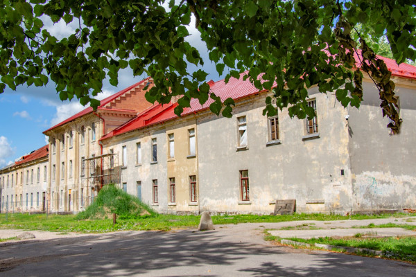 Svētes pils