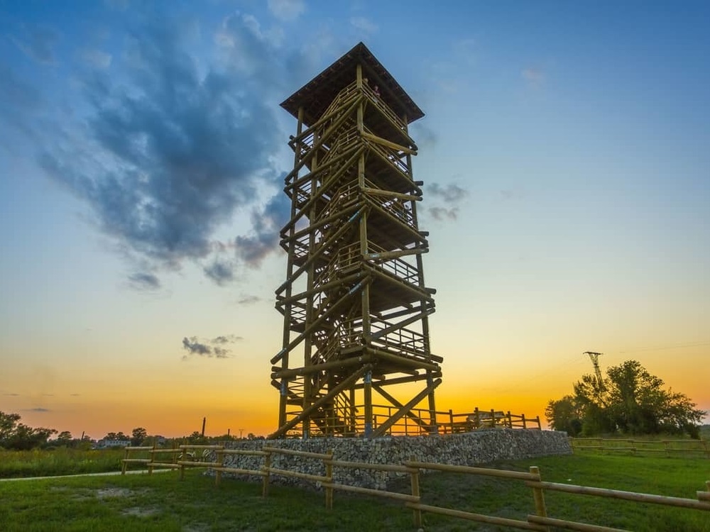 Observation tower on the Palace Island 